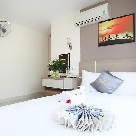 Thanh Nhan Hotel Da Nang Exterior photo