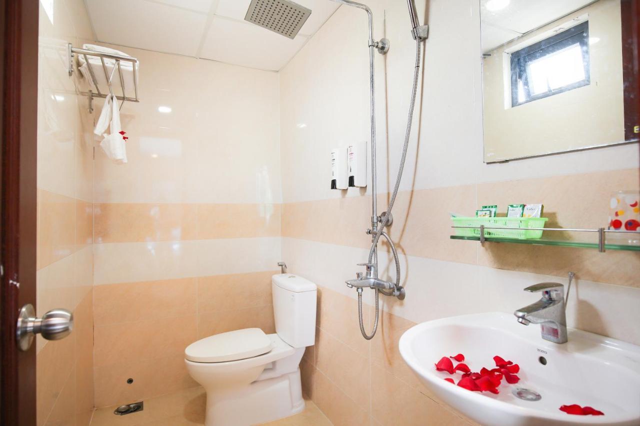 Thanh Nhan Hotel Da Nang Exterior photo